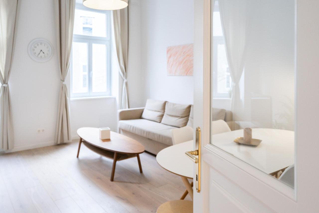 Modernes Apartment Im Charmanten Cottage Viertel Vienna Luaran gambar